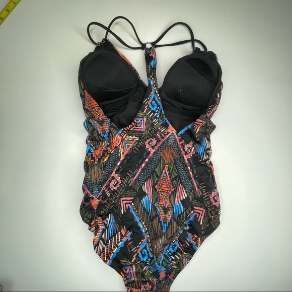 NEW Time and Tru Ethnic Wave One Piece Swimsuit Racerback S - Picture 8 of 15